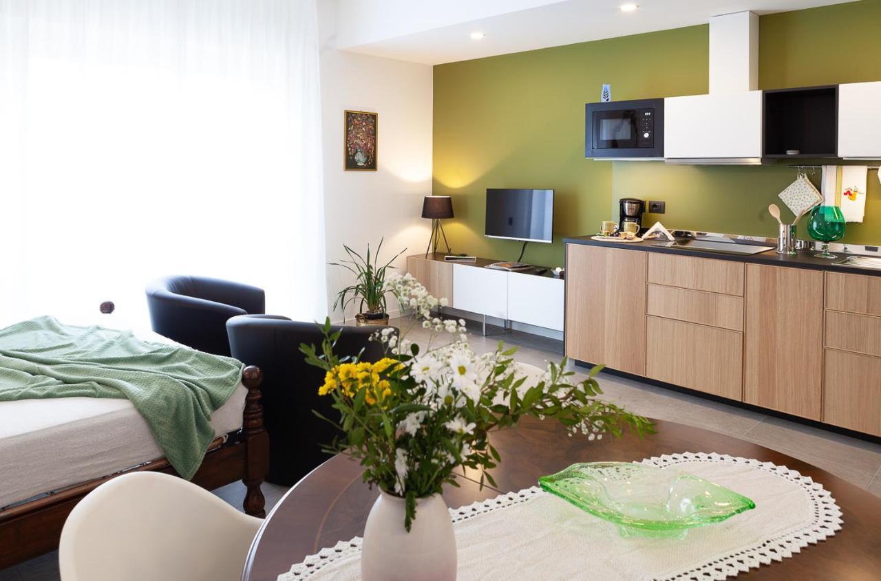 Kita House Apartment Bergamo Bagian luar foto