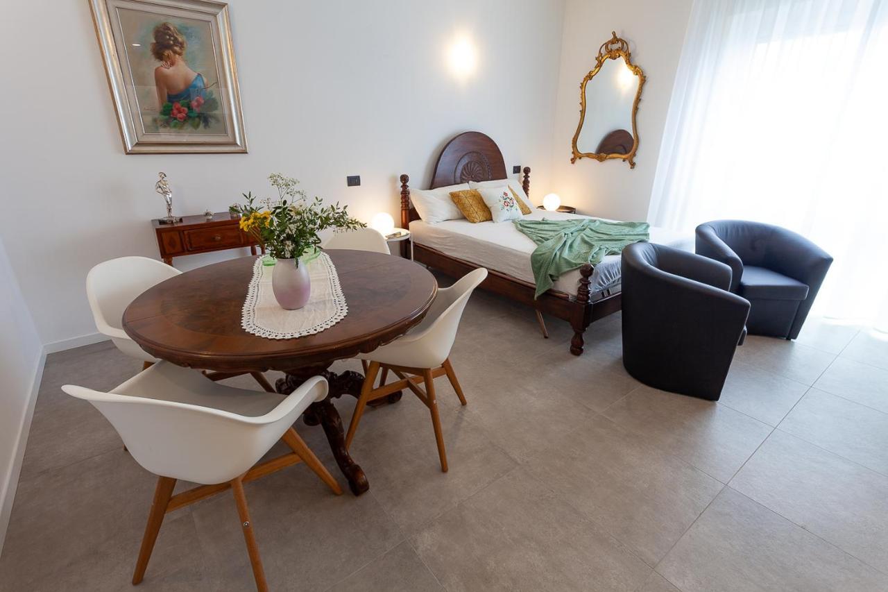 Kita House Apartment Bergamo Bagian luar foto