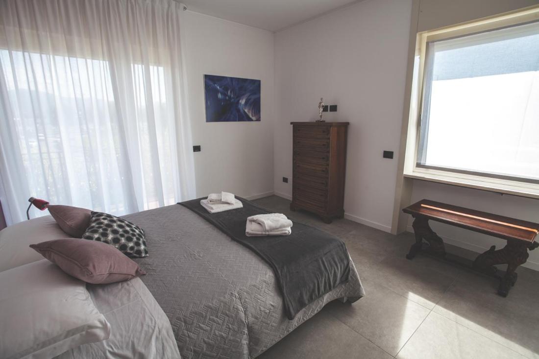 Kita House Apartment Bergamo Bagian luar foto